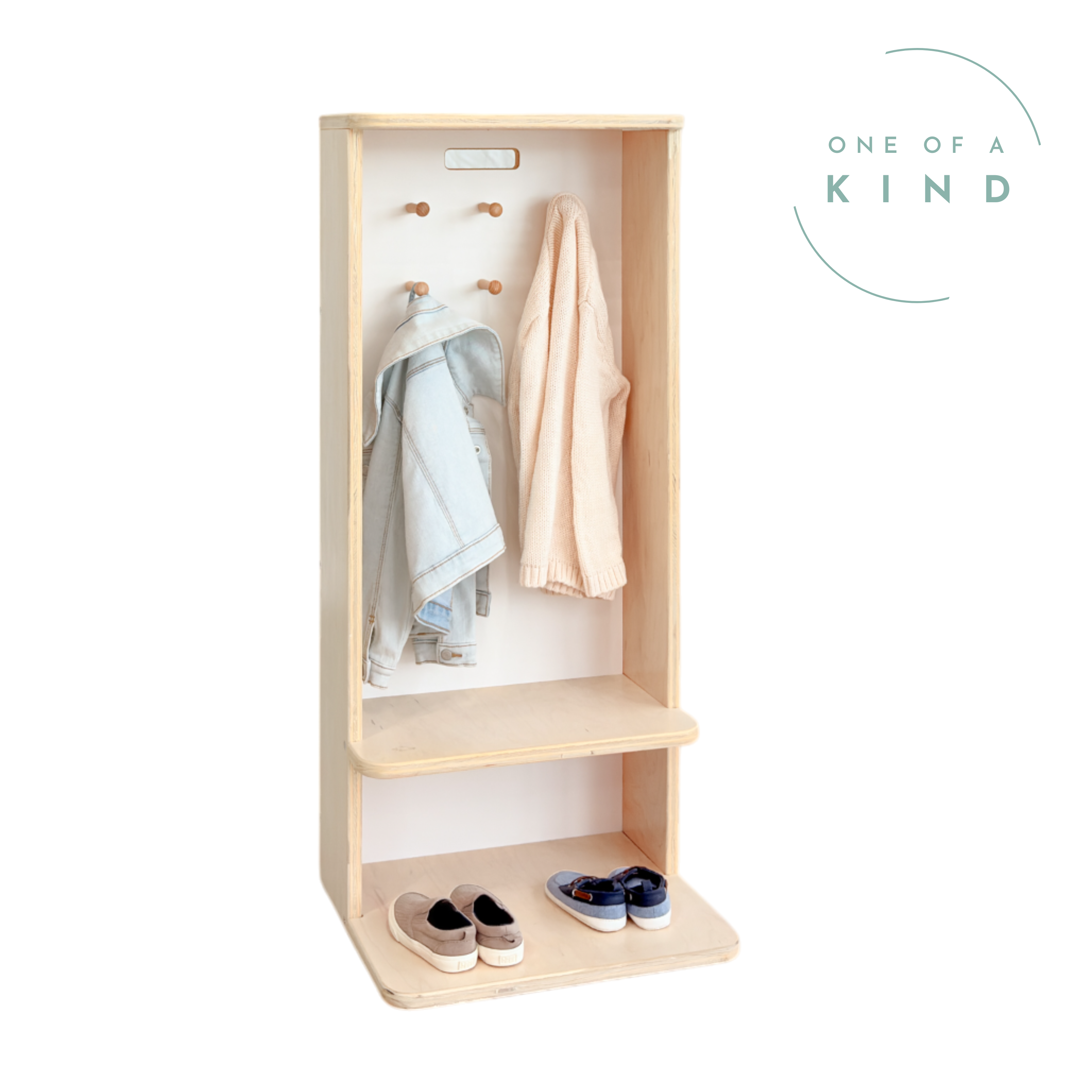 MANGO - Montessori Cubby Coat Rack
